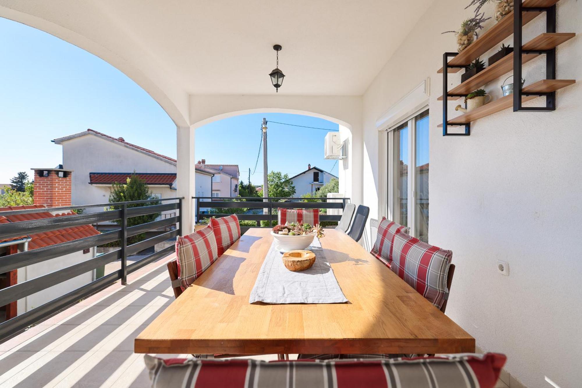 Apartment Pantalon, Big Terrace And Free Parking Zadar Ngoại thất bức ảnh