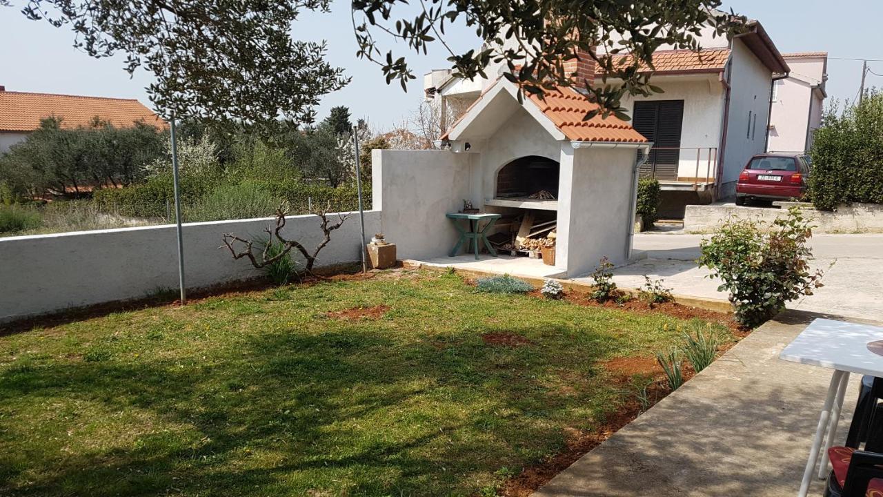 Apartment Pantalon, Big Terrace And Free Parking Zadar Ngoại thất bức ảnh