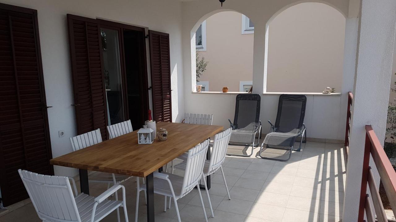 Apartment Pantalon, Big Terrace And Free Parking Zadar Ngoại thất bức ảnh